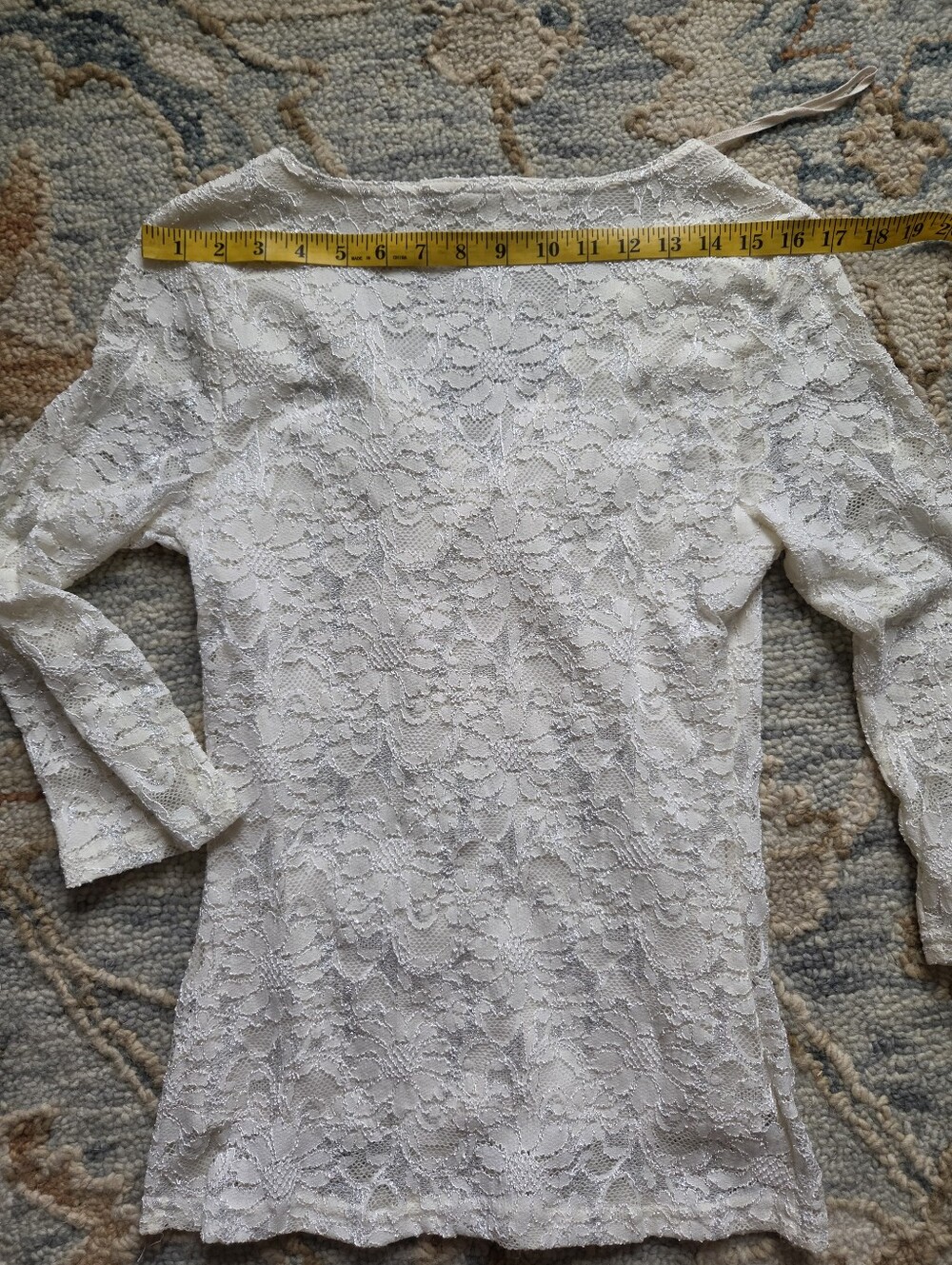 Vintage Y2K Wrapper Cream Lace 3/4 Sleeve Top - Picture 10 of 10